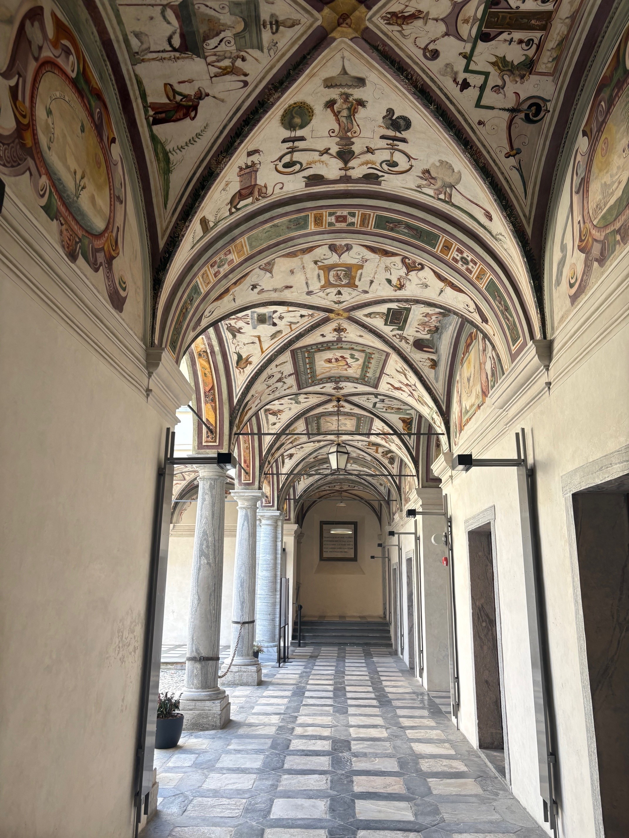 Foo alt-image description