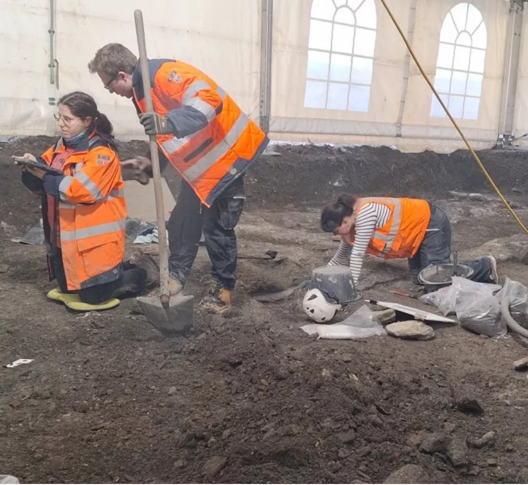 Foo alt-image description