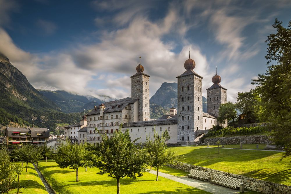 Foo alt-image description